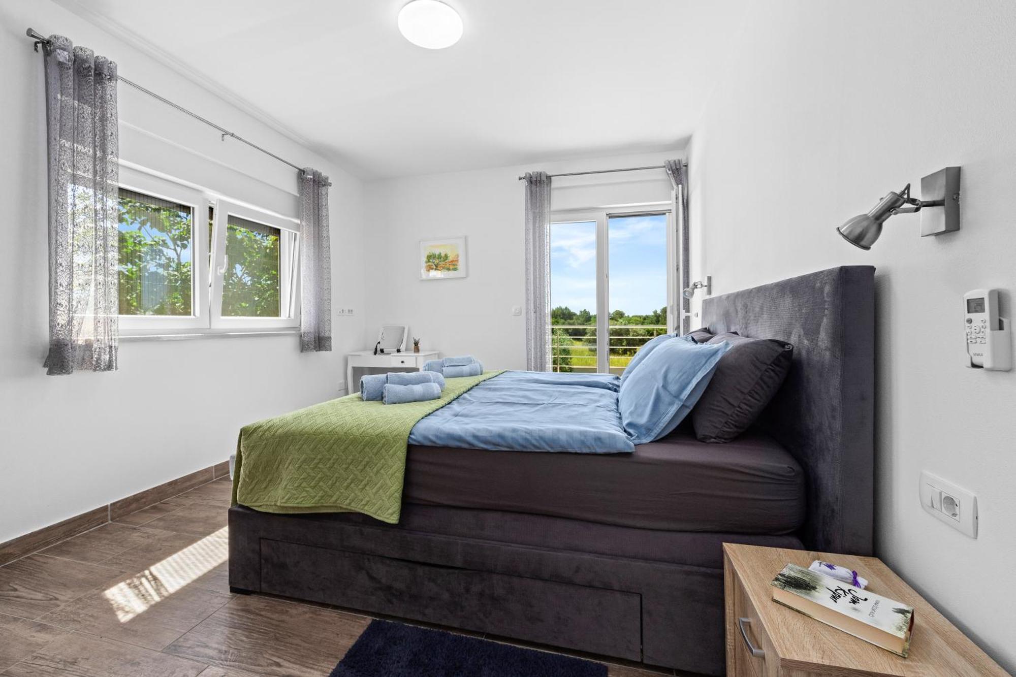 Villa Sunny Olive Peroj Kültér fotó